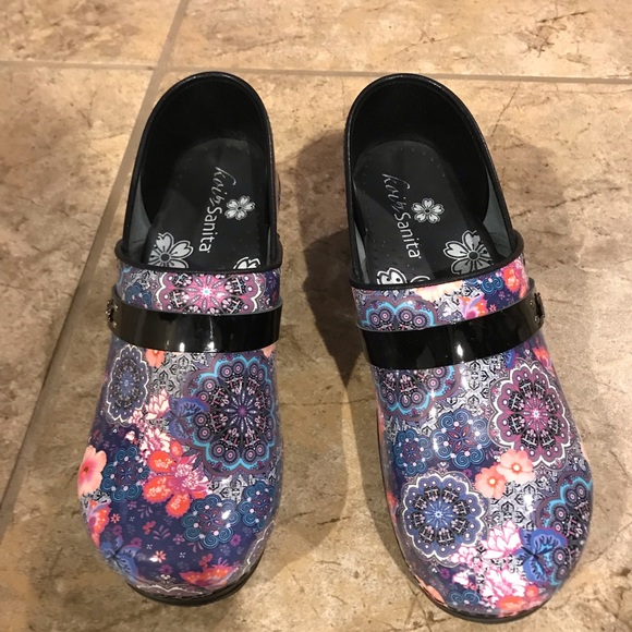 Dansko size 41 nursing shoes - Picture 2 of 5